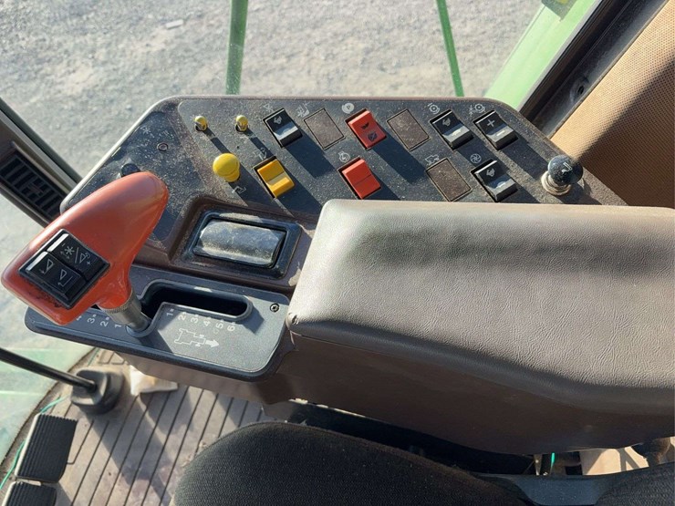 1995-john-deere-9400-image-24