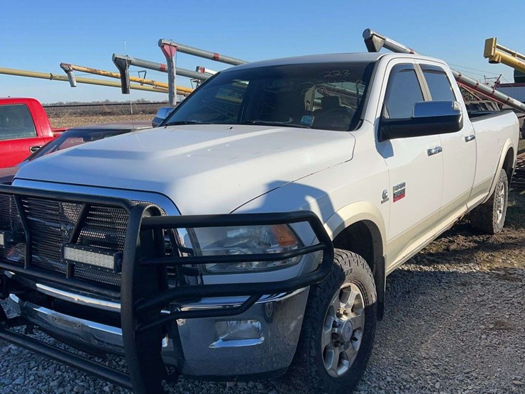 2010-dodge-ram-2500-image-1