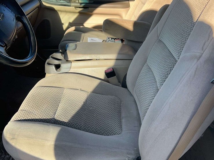 2001-ford-f250-image-15