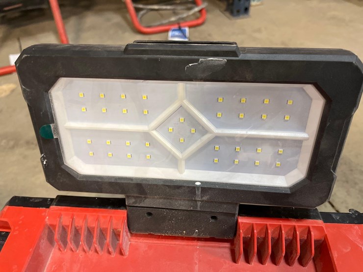 milwaukee-power-tools-image-12