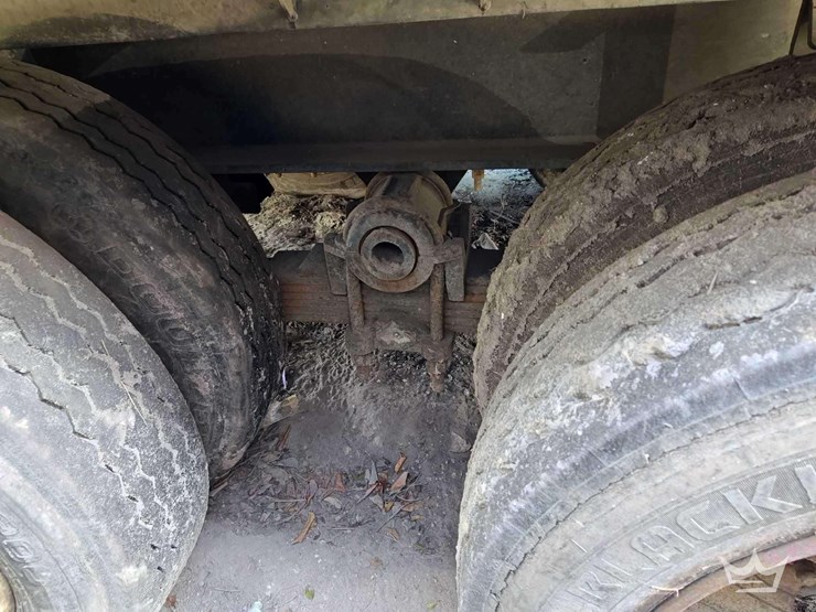 2016-globe-trailer-gtdd30236-36ft.-75yd.-t/a-end-dump-truck-image-11