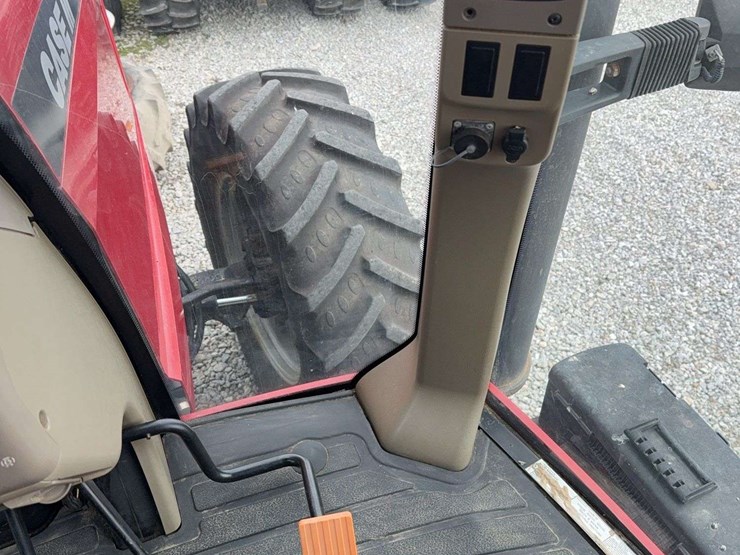 2007-case-ih-mx305-image-17