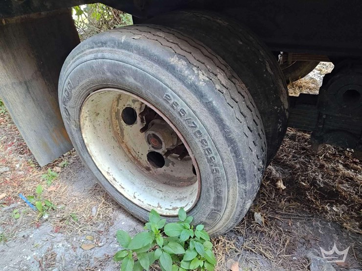 2020-globe-trailer-t/a-75yd.-end-dump-trailer-image-16