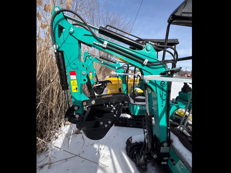 2026-cfg-industry-mh12rx-image-2