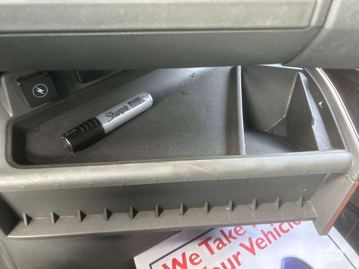 2018-volvo-vnl-760-t/a-sleeper-cab-truck-tractor-image-44