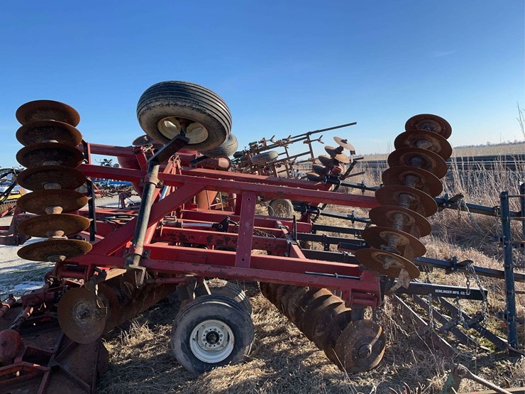 international-490-image-4