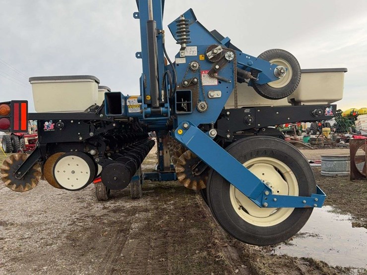 kinze-3600-image-13