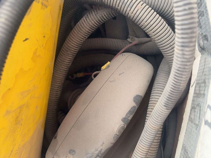 new-holland-bb940a-image-28