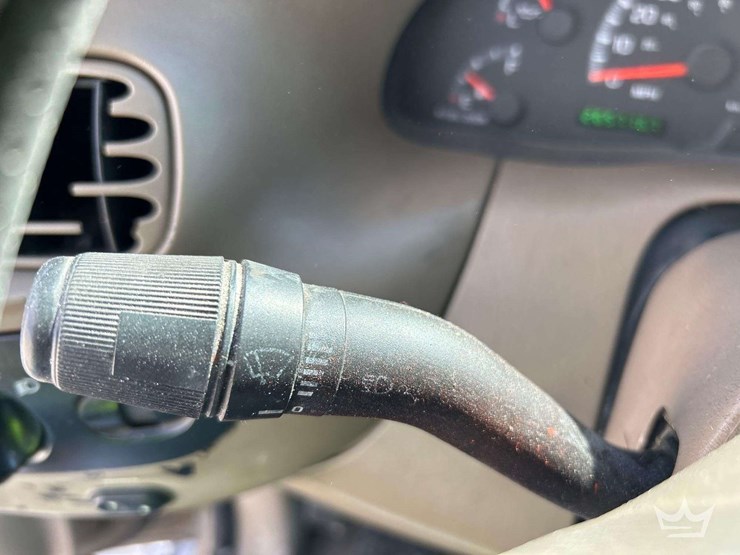 2001-ford-f150-image-13