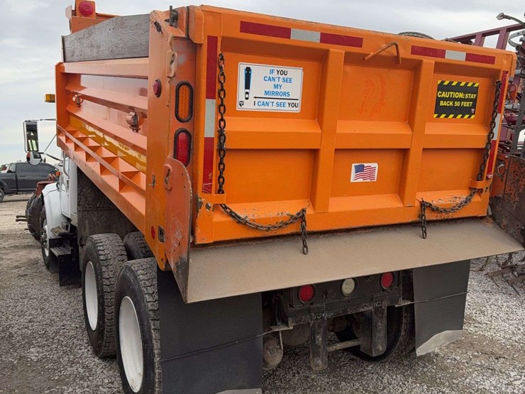 2001-international-2001-image-6