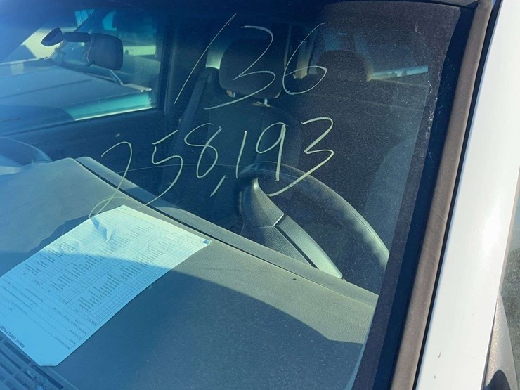 2006-gmc-2500hd-image-5