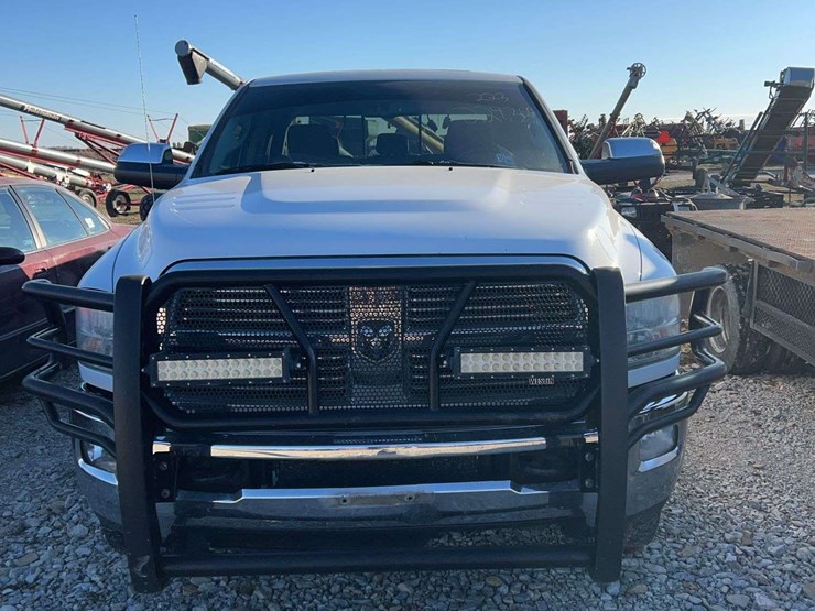 2010-dodge-ram-2500-image-2