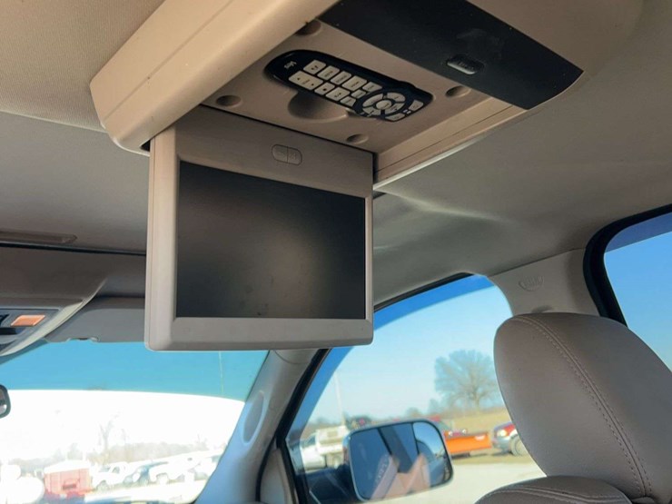 2010-dodge-ram-2500-image-15