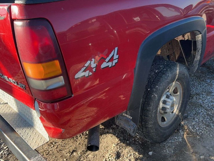 2001-chevrolet-2500hd-image-9