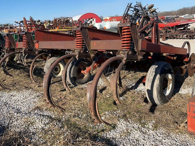 hesston-2540-image-6