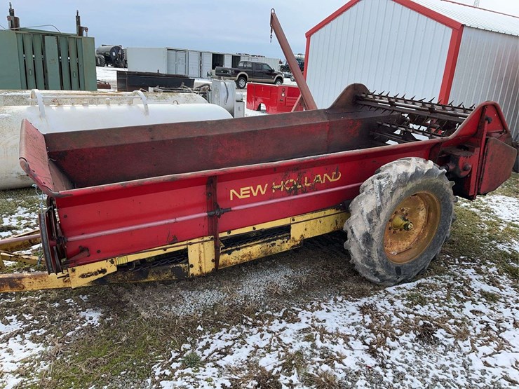 new-holland-516-image-2