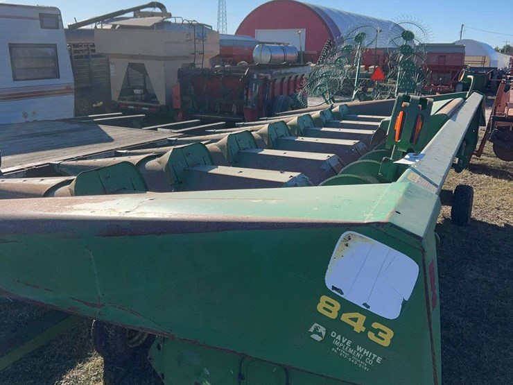 john-deere-843-image-2