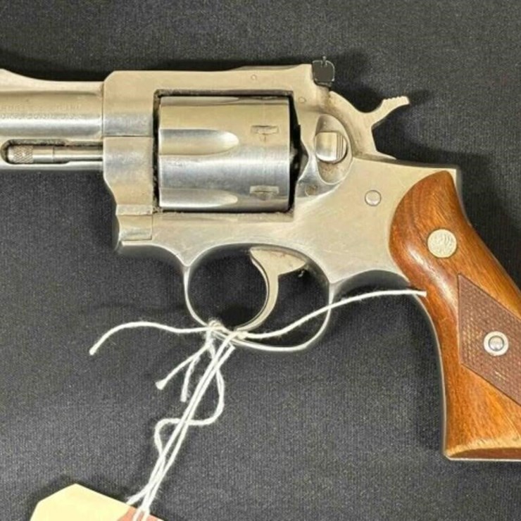RUGER - SECURITY SIX - 357 MAG. REVOLER