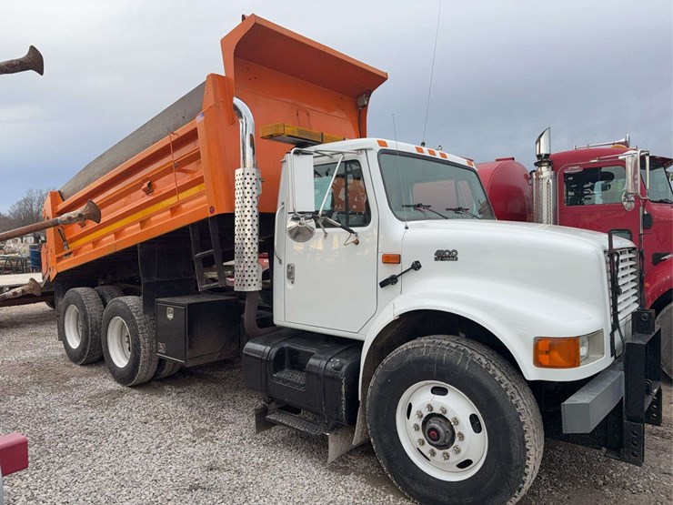 2001-international-2001-image-3