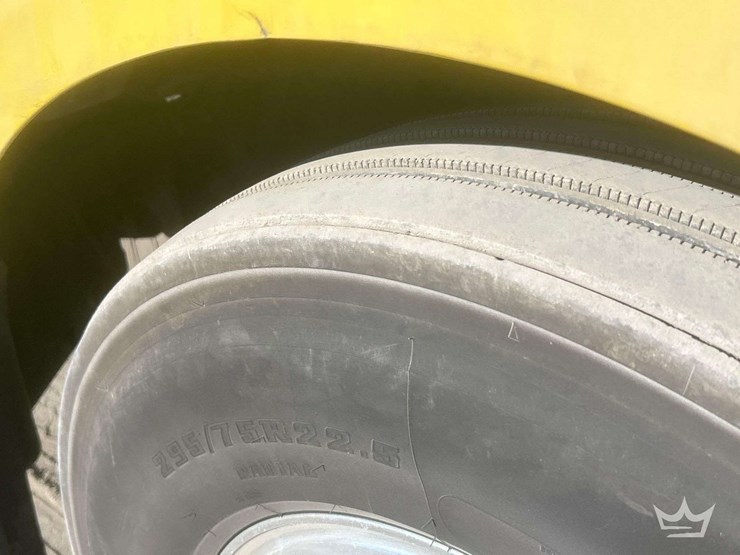 2018-volvo-vnl-760-t/a-sleeper-cab-truck-tractor-image-20