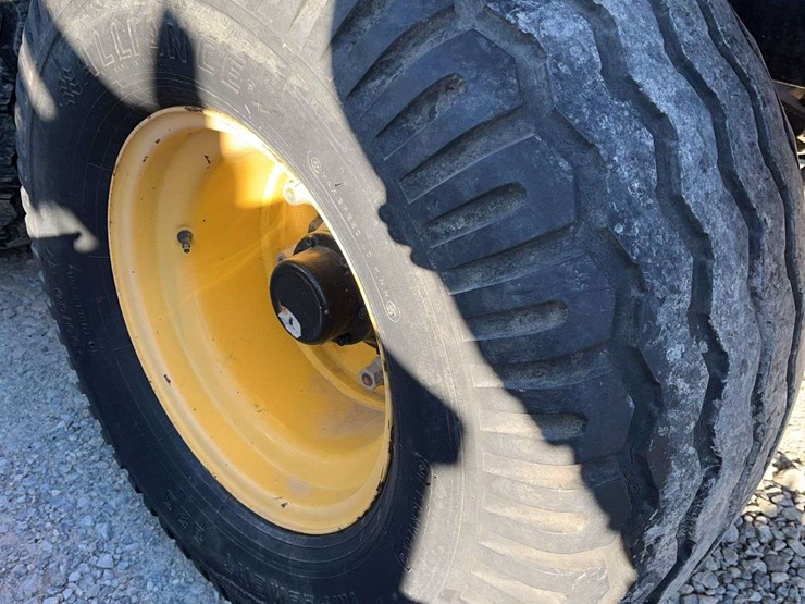 new-holland-bb940a-image-19