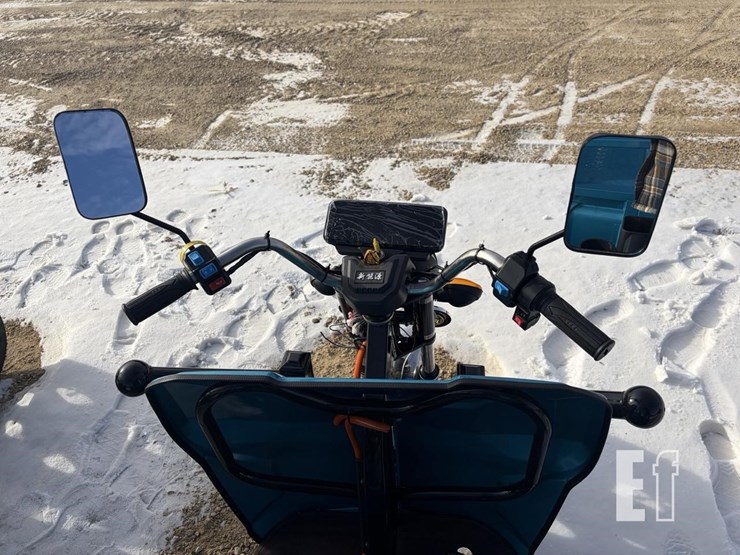 sdlanch-iret13-electric-tricycle-image-6