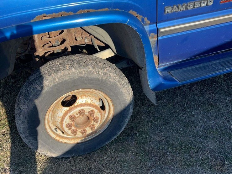 1996-dodge-3500-image-5