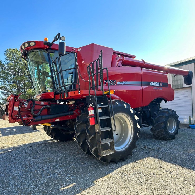 2011 CASE IH 7120