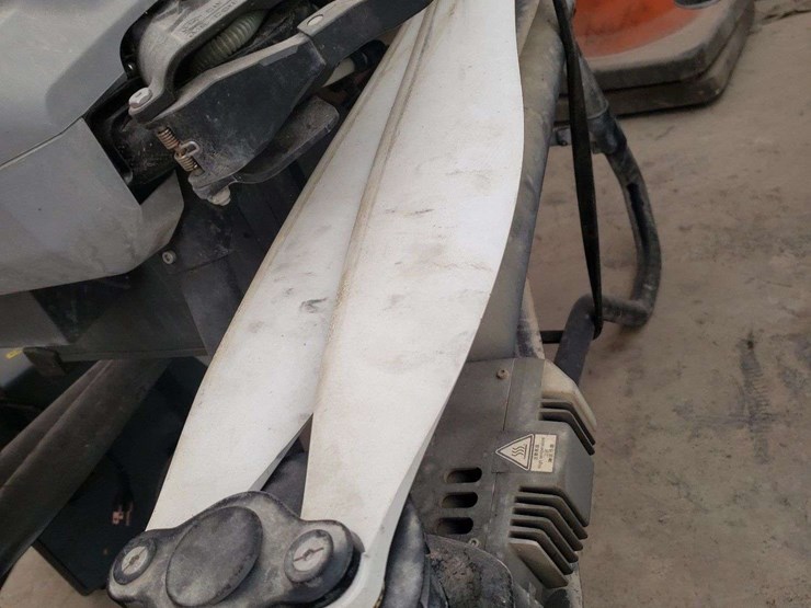 2024-djit-40-spray-drone,-4-batteries,-1-charger,-battery-cooling-unit,-with-remote-controller,-field-ready,-10,000-acres,-questions-call--618-292-8032-image-18