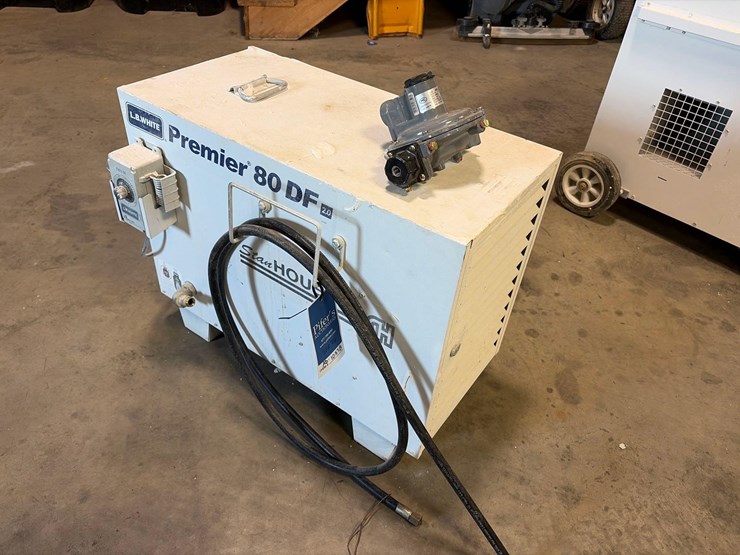 l.b.-white-premier-80-df-portable-heater-image-4