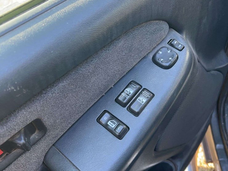 2000-chevrolet-1500-image-11