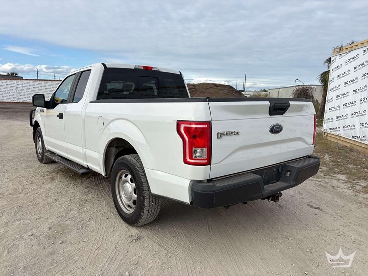 2016-ford-f150-image-3