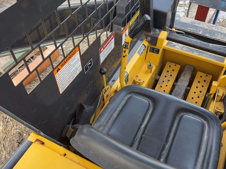 new-holland-ls120-image-8