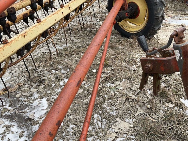 new-holland-256-image-7