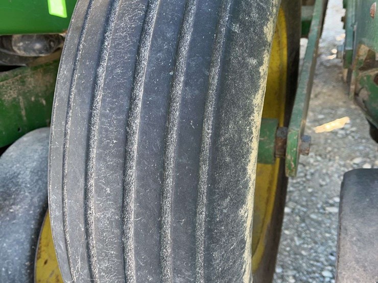 john-deere-7200-image-18