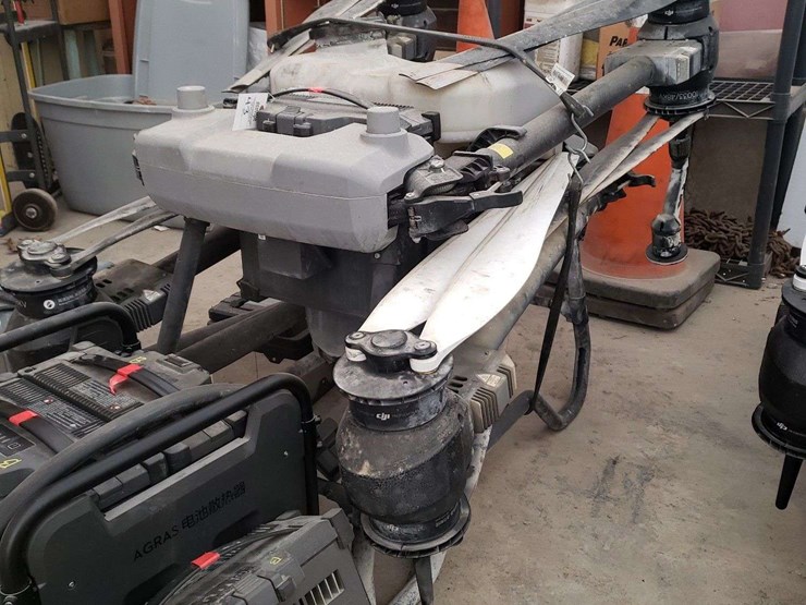 2024-djit-40-spray-drone,-4-batteries,-1-charger,-battery-cooling-unit,-with-remote-controller,-field-ready,-10,000-acres,-questions-call--618-292-8032-image-11