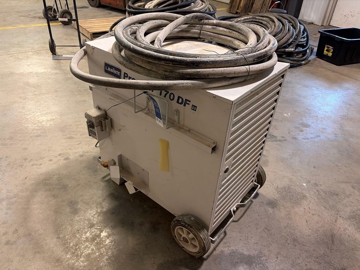 l.b.-white-premier-170-df-portable-heater-image-2