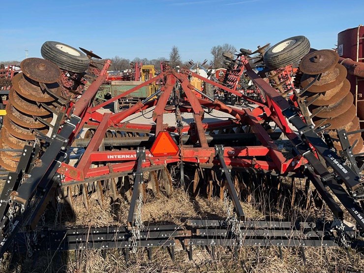 international-490-image-6