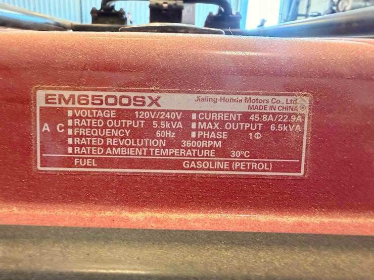 honda-em6500sx-image-17