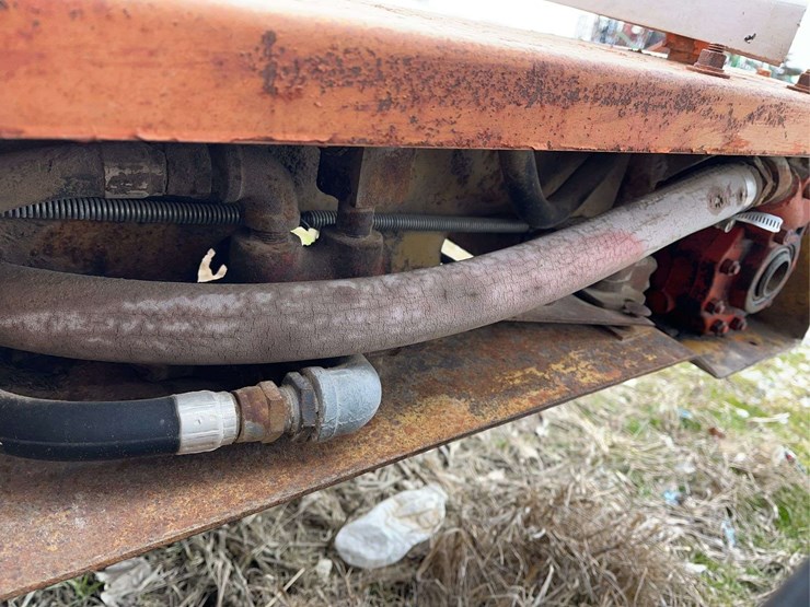 farmhand-small-square-bale-accumulator-image-4