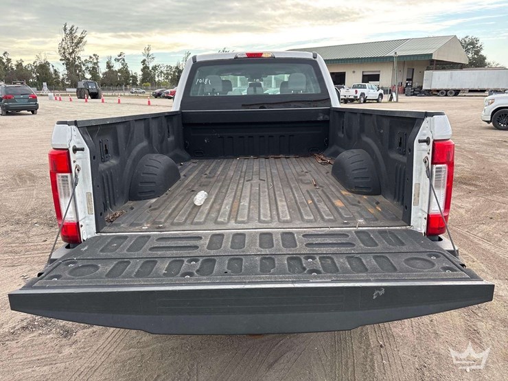 2017-ford-f250-image-11