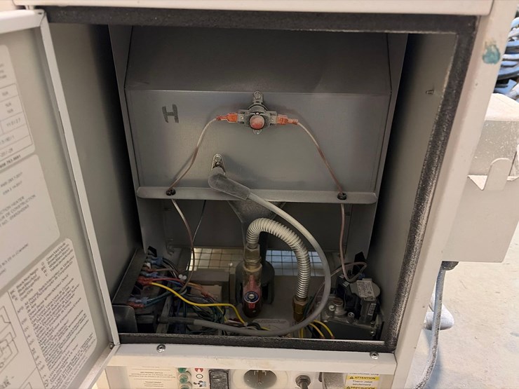 l.b-white-premier-80-df-heater-image-8