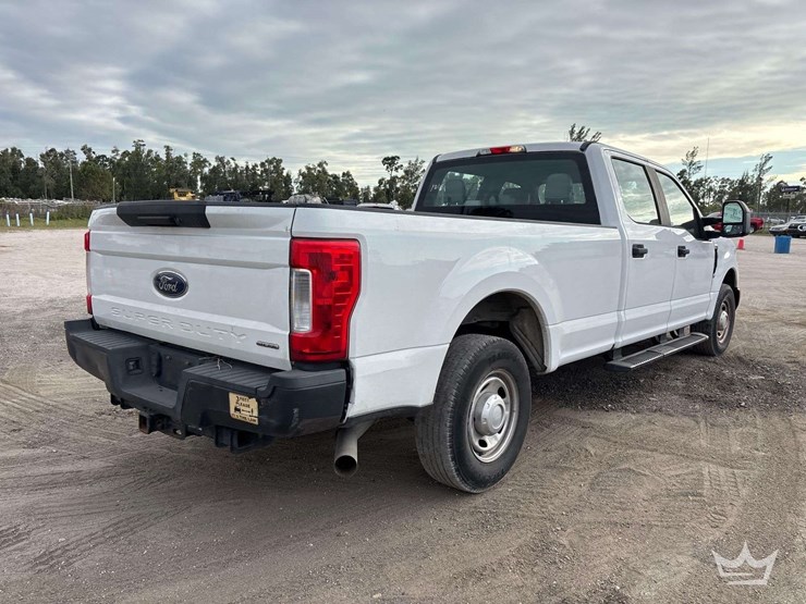 2017-ford-f250-image-2