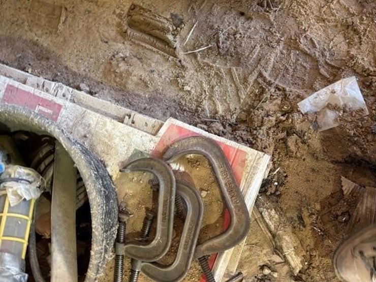 strand-lights,-clamps,-electrical-etc-image-3