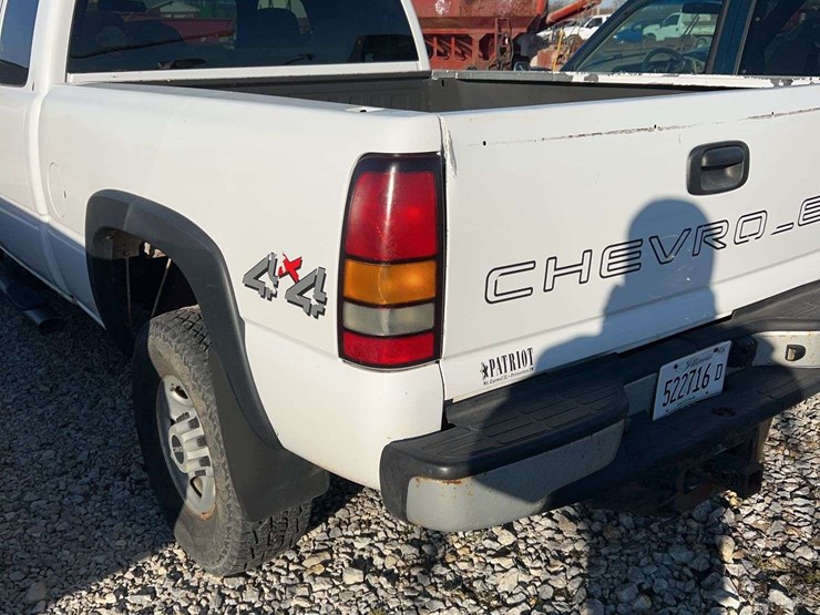 2006-gmc-2500hd-image-7