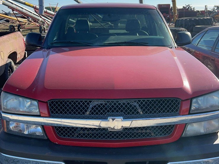 2003-chevrolet-k1500-image-2