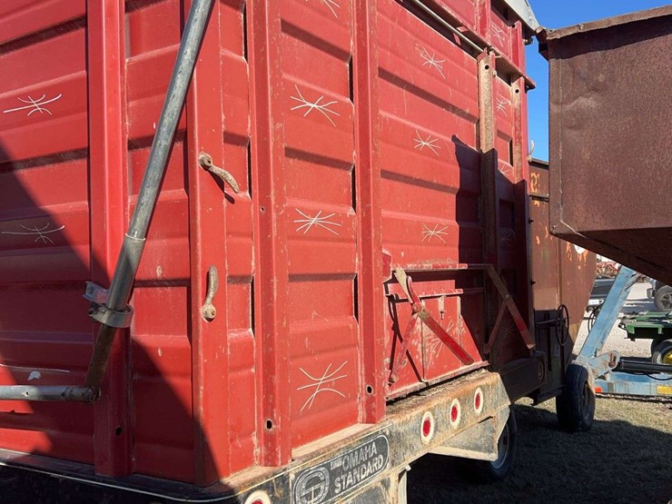 1977-chevrolet-c65-image-9