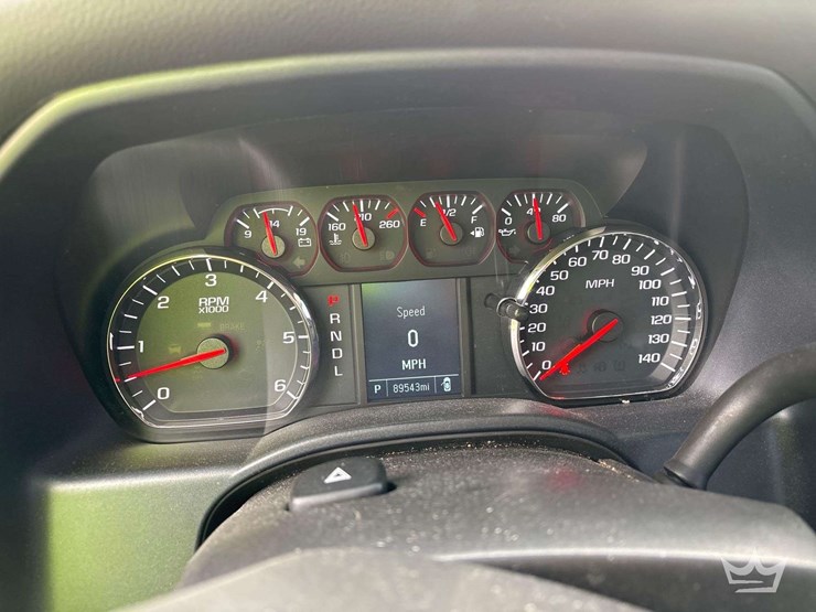 2017-chevrolet-silverado-1500-image-15