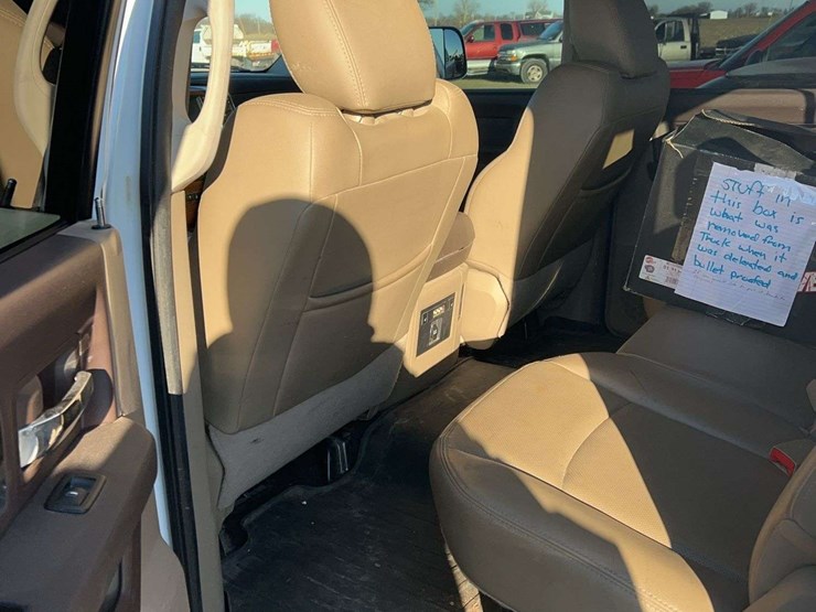 2010-dodge-ram-2500-image-13