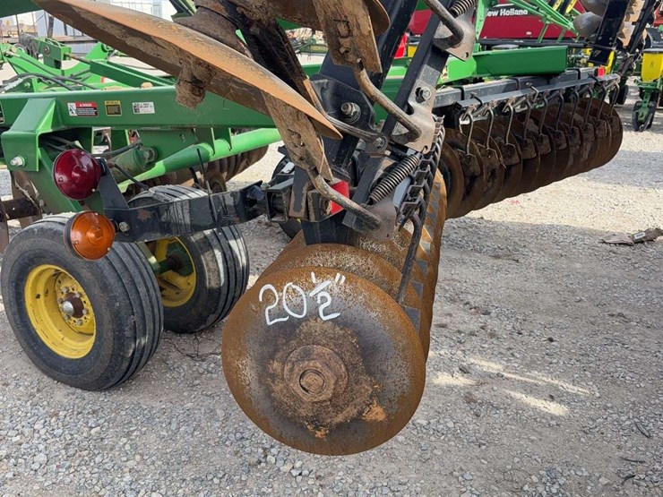 john-deere-630-image-18